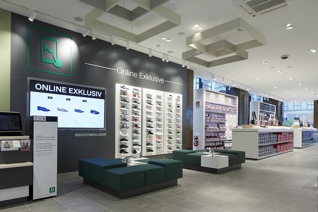 Die Flagship-Stores integrieren den Onlineshop ins Ladendesign (Bild: Deichmann)